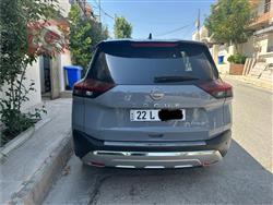 نيسان روج